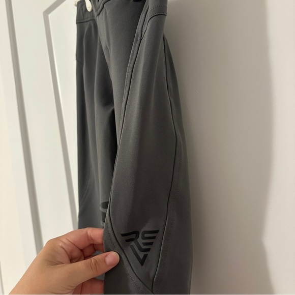 Elation Red Label Sport Pull- On Breech in Tornado Grey Size Small Women’s - Picture 7 of 14